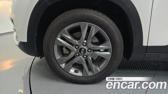 Kia Seltos из Кореи Encar