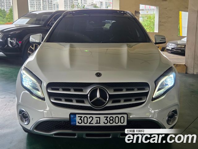 Mercedes-Benz GLA-Class GLA250 4MATIC — пробег 88 366 км — фото 2 из 5