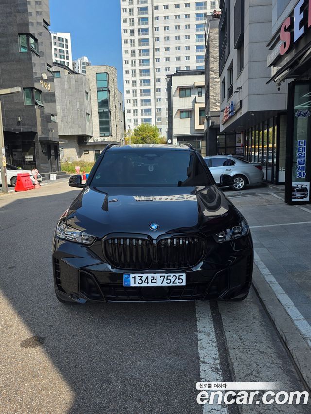BMW X5 xDrive 30d M Sport — пробег 5 950 км — фото 3 из 5