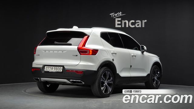 Volvo XC40 T4 Inscription — пробег 59 482 км — фото 2 из 5