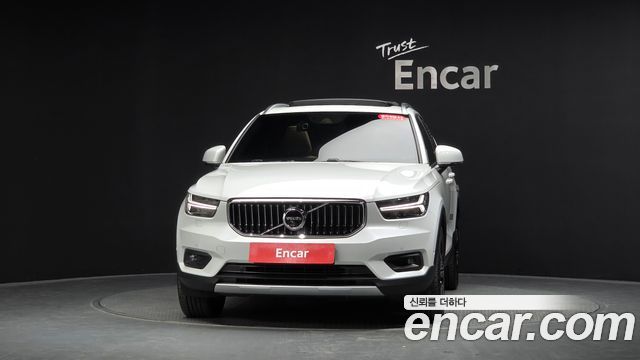 Volvo XC40 T4 Inscription — пробег 59 482 км — фото 3 из 5