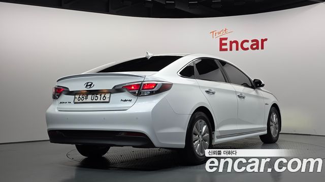 Hyundai Sonata 2.0 HEV Smart — пробег 129 840 км — фото 2 из 5