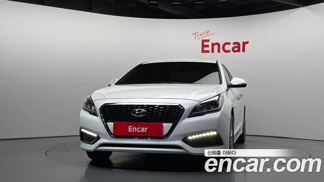 Hyundai Sonata 2.0 HEV Smart — пробег 129 840 км — фото 3 из 5