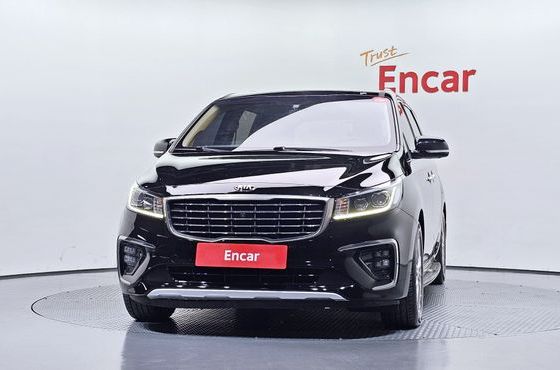 Kia Carnival 9-Seater Noblesse Special — пробег 183 979 км — фото 3 из 5