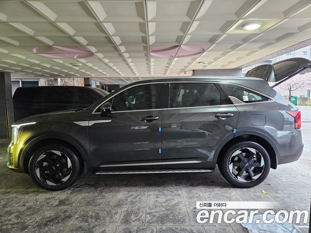 Kia Sorento HEV 1.6 2WD Signature — пробег 1 755 км — фото 4 из 5