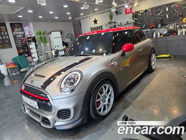 Mini Cooper JCW 3rd Generation — пробег 86 000 км — фото 1 из 5