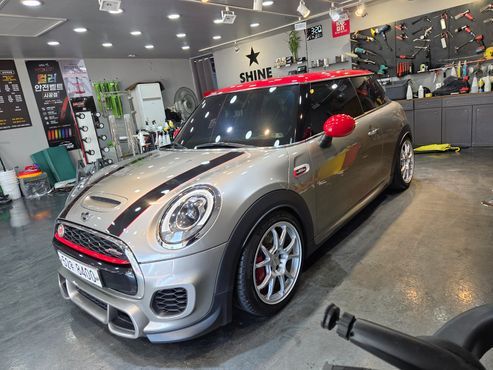 Mini Cooper JCW 3rd Generation — пробег 86 000 км — фото 1 из 5