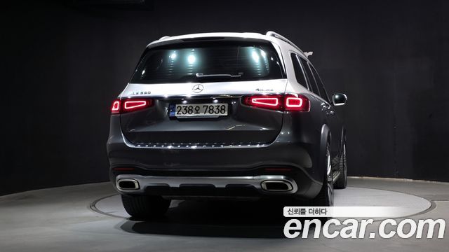 Mercedes-Benz GLS-Class GLS580 4MATIC — пробег 92 410 км — фото 4 из 5