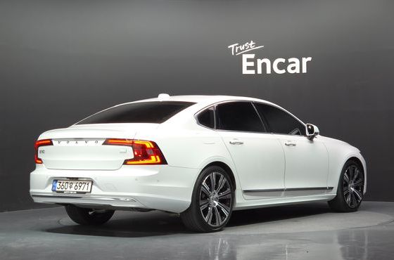Volvo S90 T8 AWD Ultimate Bright — пробег 48 363 км — фото 2 из 5