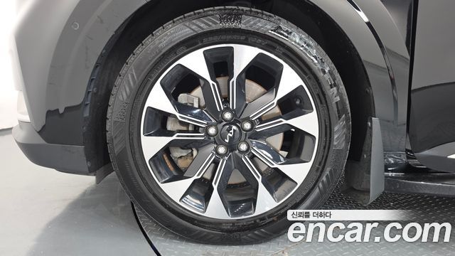 Kia Carnival Gasoline 9-Seater Signature — пробег 82 935 км — фото 5 из 5