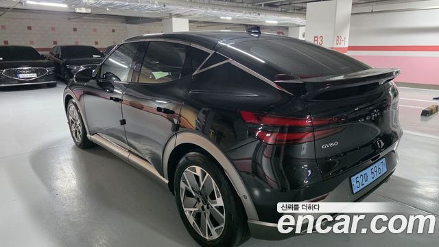 Genesis GV60 Standard AWD — пробег 74 672 км — фото 2 из 5