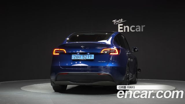 Tesla Model Y Long Range AWD — пробег 52 604 км — фото 4 из 5