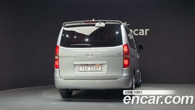 Hyundai Starex Wagon 12-Seater Modern — пробег 125 712 км — фото 4 из 5