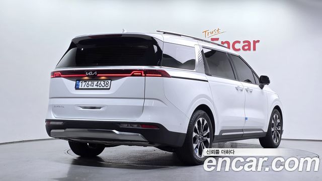 Kia Carnival Diesel 9-Seater Signature — пробег 56 771 км — фото 2 из 5
