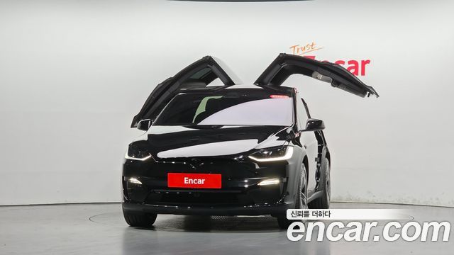 Tesla Model X AWD — пробег 6 194 км — фото 3 из 5