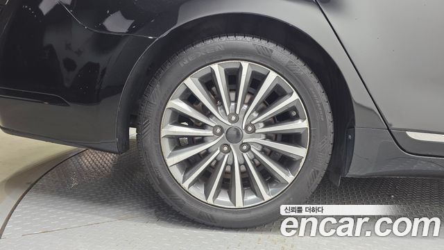 Kia K7 из Кореи Encar