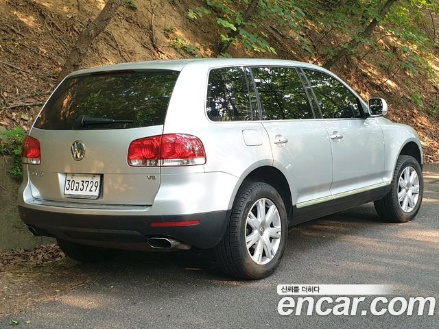 Volkswagen Touareg V8 4.2 7L — пробег 215 000 км — фото 2 из 5
