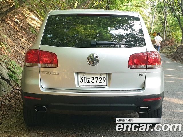 Volkswagen Touareg V8 4.2 7L — пробег 215 000 км — фото 3 из 5