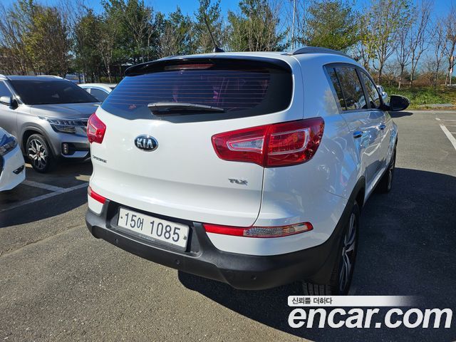 Kia Sportage Diesel 2WD TLX Premium — пробег 104 500 км — фото 3 из 5