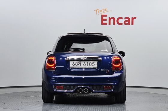 Mini Cooper 5Door Standard 3rd — пробег 129 069 км — фото 4 из 5