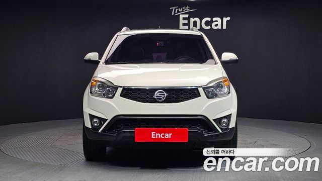 SsangYong KORANDO 2.0 CVT 2WD Deluxe — пробег 124 234 км — фото 3 из 5