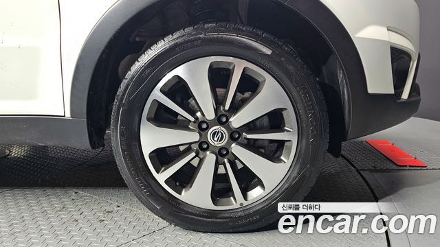 SsangYong KORANDO 2.0 CVT 2WD Deluxe — пробег 124 234 км — фото 5 из 5