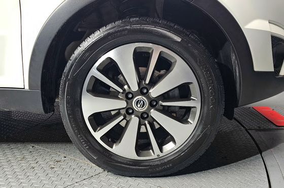 SsangYong KORANDO 2.0 CVT 2WD Deluxe — пробег 124 234 км — фото 5 из 5