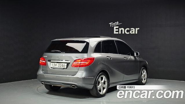 Mercedes-Benz B-Class B200 CDI Blue efficiency Sport pack — пробег 211 632 км — фото 2 из 5