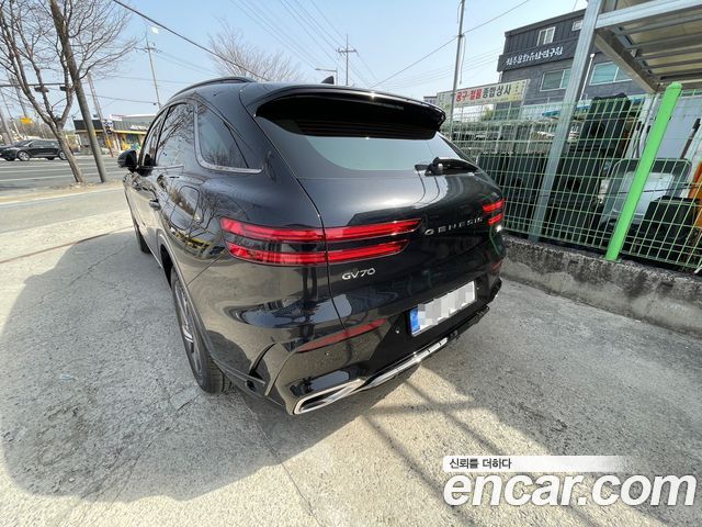Genesis GV70 2.5T Gasoline AWD — пробег 20 000 км — фото 2 из 5