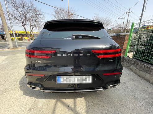 Genesis GV70 2.5T Gasoline AWD — пробег 20 000 км — фото 4 из 5