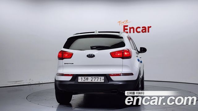 Kia Sportage Diesel 4WD Trendy — пробег 123 442 км — фото 4 из 5