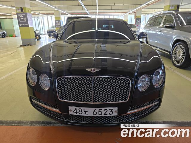 Bentley Flying Spur 4.0 — пробег 96 000 км — фото 3 из 5