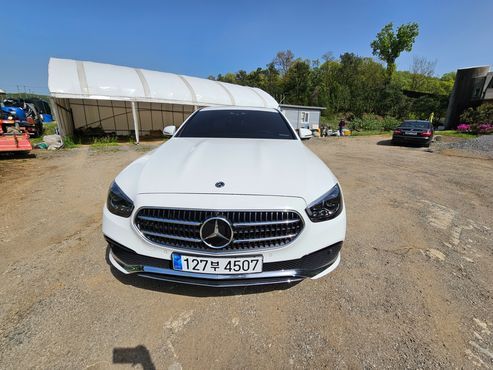 Mercedes-Benz E-Class E350 4MATIC Avantgarde — пробег 6 400 км — фото 1 из 5