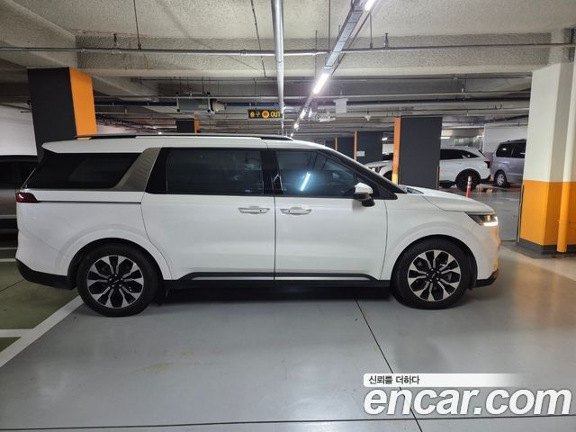 Kia Carnival Gasoline 9-Seater Signature — пробег 56 694 км — фото 4 из 5