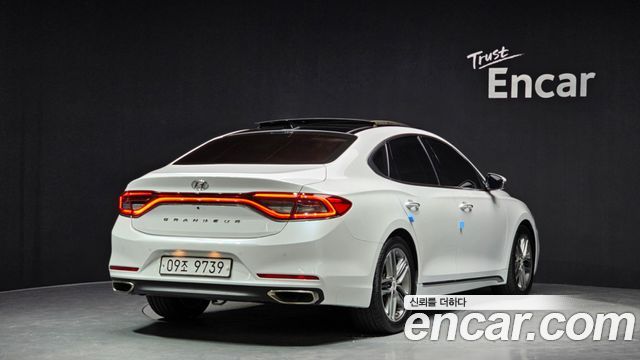 Hyundai Grandeur из Кореи Encar
