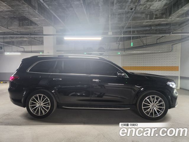 Mercedes-Benz GLS-Class GLS580 4MATIC — пробег 25 400 км — фото 3 из 5