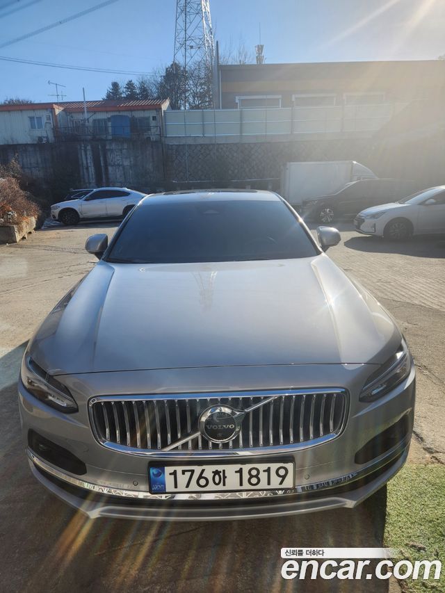 Volvo S90 B6 AWD Ultimate Bright — пробег 21 700 км — фото 1 из 5