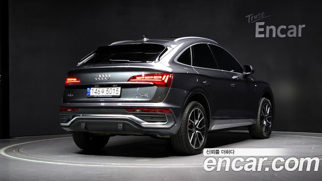Audi Q5 45 TFSI Quattro Premium Sportback — пробег 43 798 км — фото 2 из 5