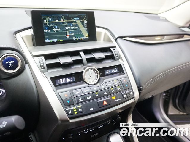 Lexus NX Executive — пробег 96 902 км — фото 5 из 5