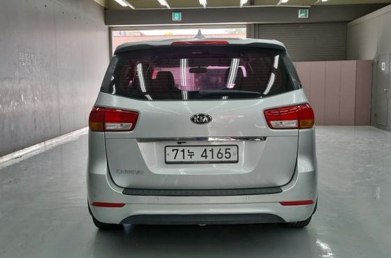 Kia Carnival 11-seater Deluxe — пробег 126 767 км — фото 4 из 5