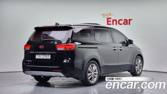 Kia Carnival из Кореи Encar