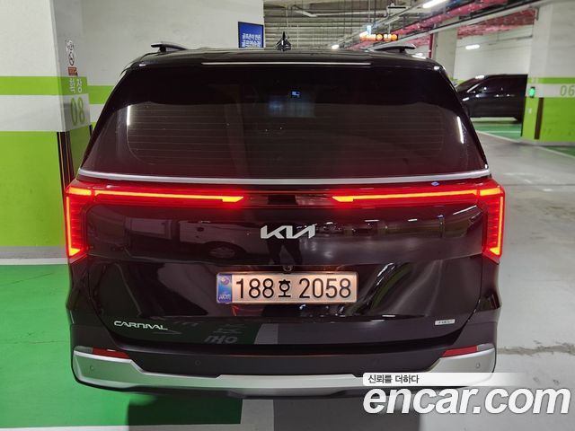 Kia Carnival HEV 9 seater Prestige — пробег 2 200 км — фото 4 из 5