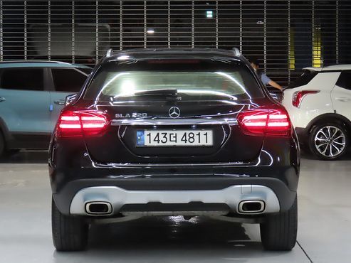 Mercedes-Benz GLA-Class GLA220 Premium — пробег 118 000 км — фото 4 из 5