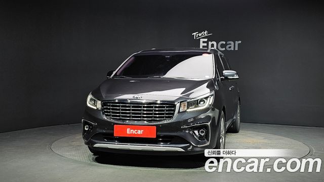 Kia Carnival 9-Seater Prstige — пробег 153 702 км — фото 3 из 5