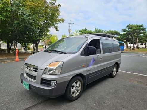 Hyundai Starex 9-Seater CRDi GRX Deluxe — пробег 146 000 км — фото 1 из 5