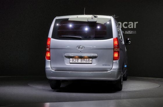 Hyundai Starex 3-Seater VAN Smart — пробег 267 424 км — фото 4 из 5