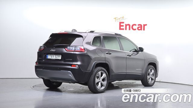 Jeep Cherokee 2.4 Limited AWD — пробег 85 609 км — фото 2 из 5