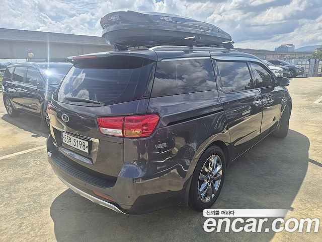 Kia Carnival из Кореи Encar
