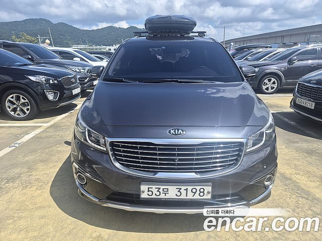 Kia Carnival из Кореи Encar