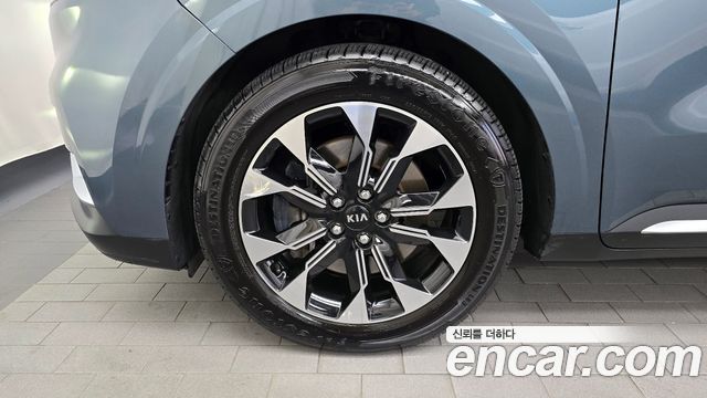 Kia Carnival Gasoline 9-Seater Signature — пробег 79 042 км — фото 5 из 5